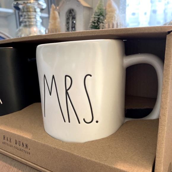Rae Dunn Mr & Mrs mug set BRAND NEW - Picture 3 of 3